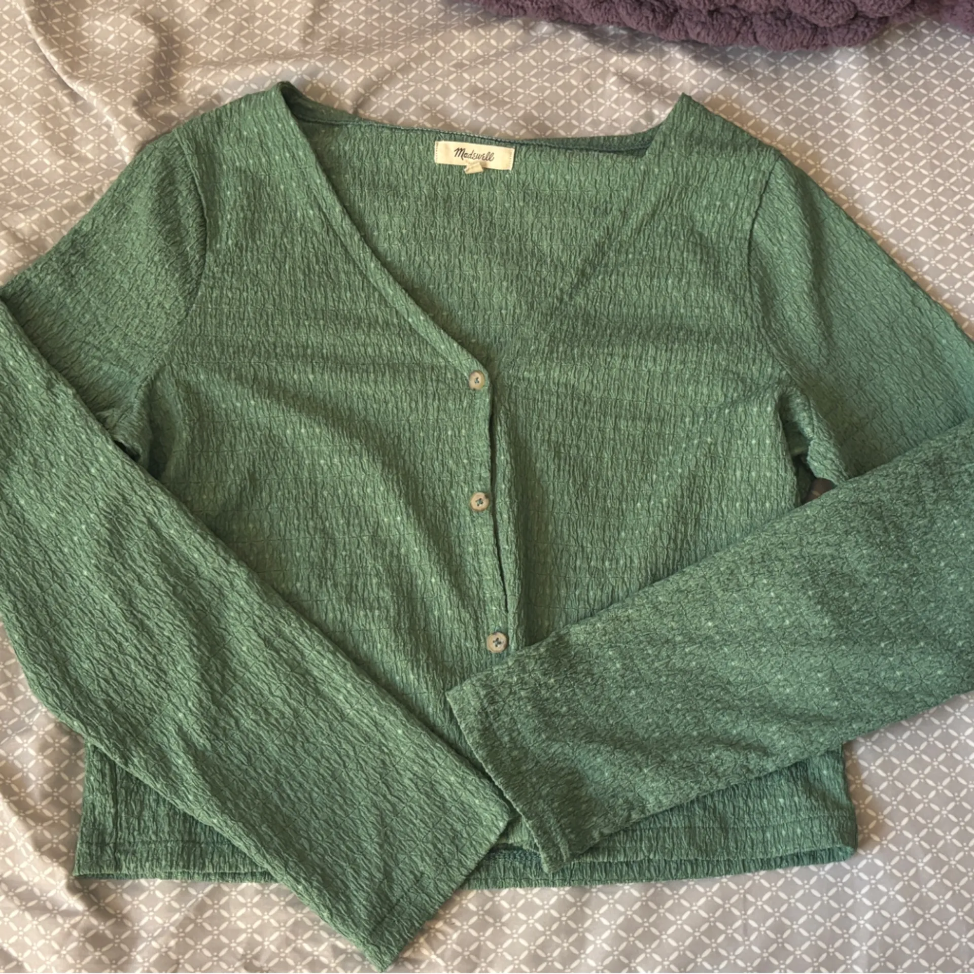 Green Button-Up crinkle Cardigan - Image 8