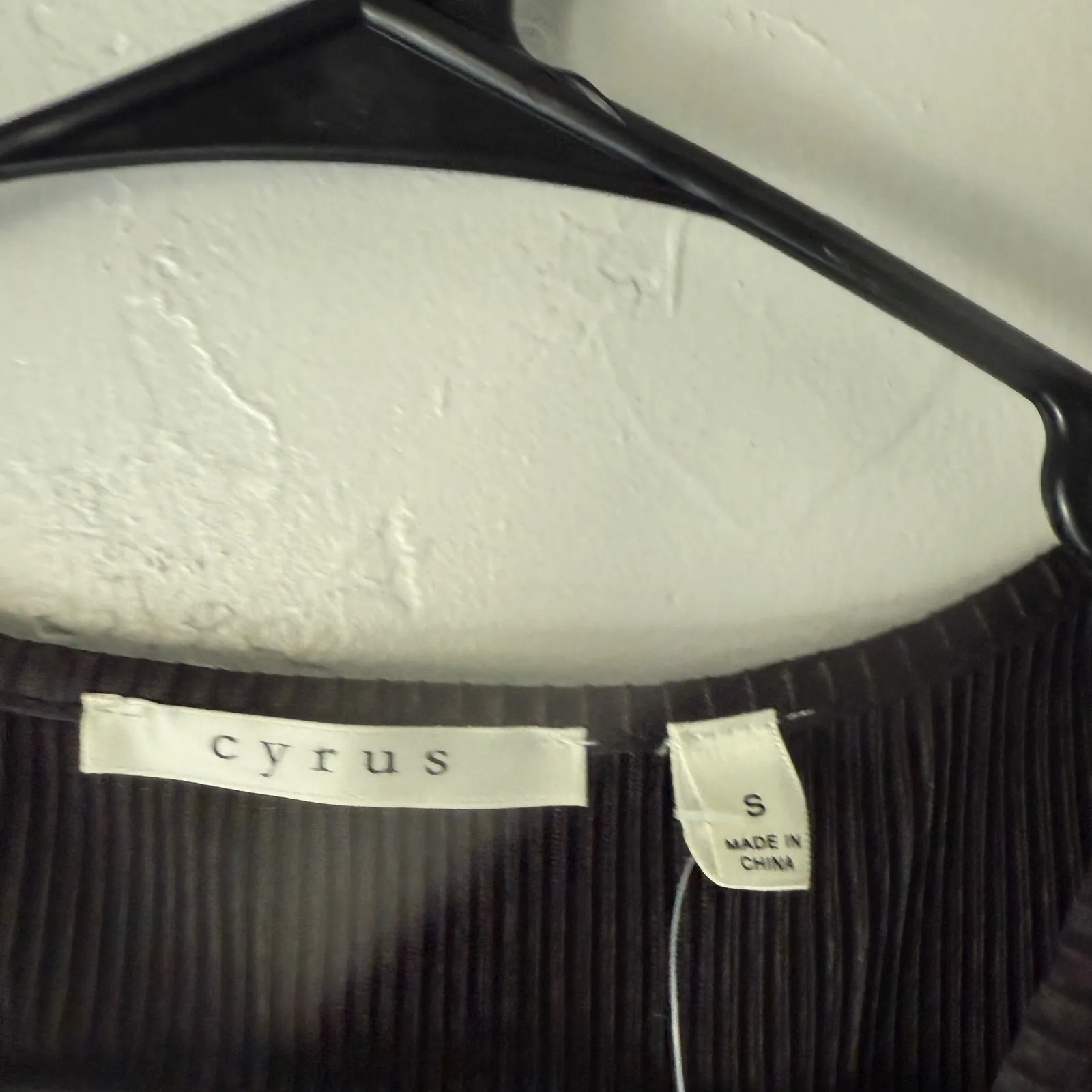 Cyrus‎ NWT Black Pleated Short Sleeve Scoop Neck Top  Size S Party Whimsigoth - Image 4