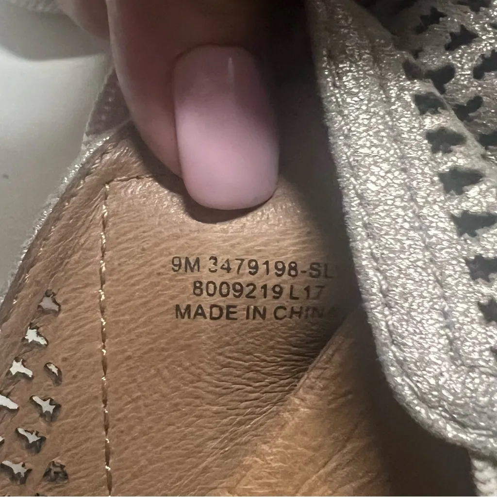 FRYE Melanie Perf Mules Size‎ 9M SLV - Image 3