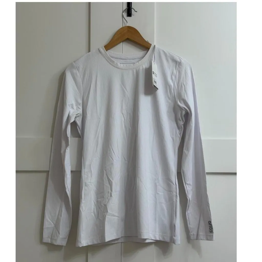 FIGS  Ribbed Longsleeve Underscrub in White, Size Medium - Image 8
