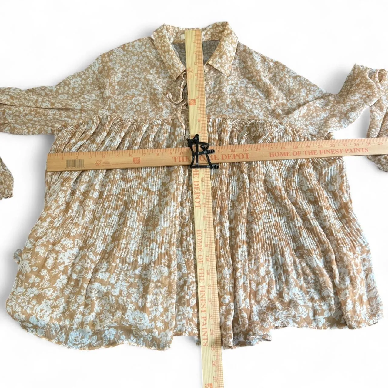 LC Lauren Conrad M Flowy Cottagecore Floral Peasant Blouse Tie Neck - Image 6