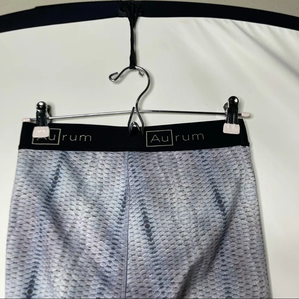 AURUM STEEL SCALES SNAKE CROPS SMALL LEGGINGS sz S - Image 6