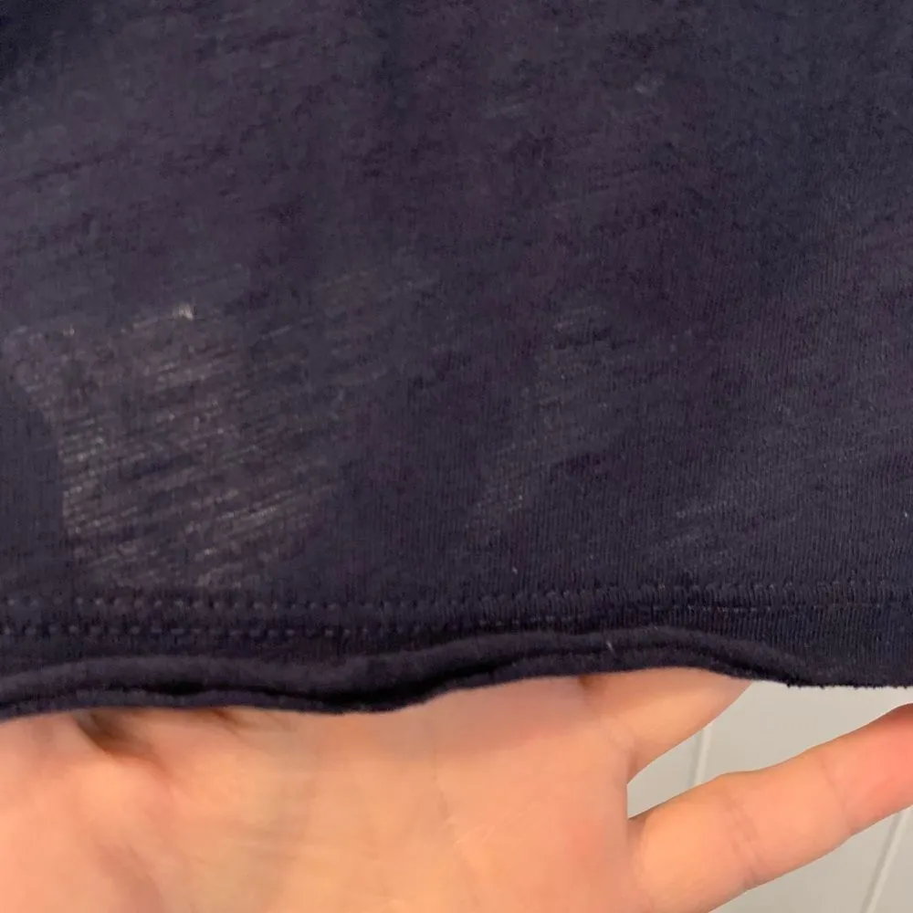 Grey Lab Nordstrom Women’s Tee Shirt Size Small Navy Blue Distressed Bottom NWOT - Image 3