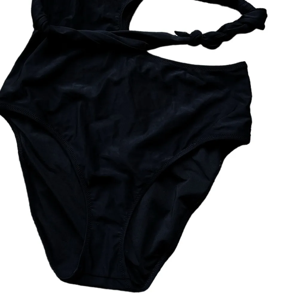 NWOT Aerie Asymmetrical Wrap One Piece Swimsuit Black Medium - Image 7