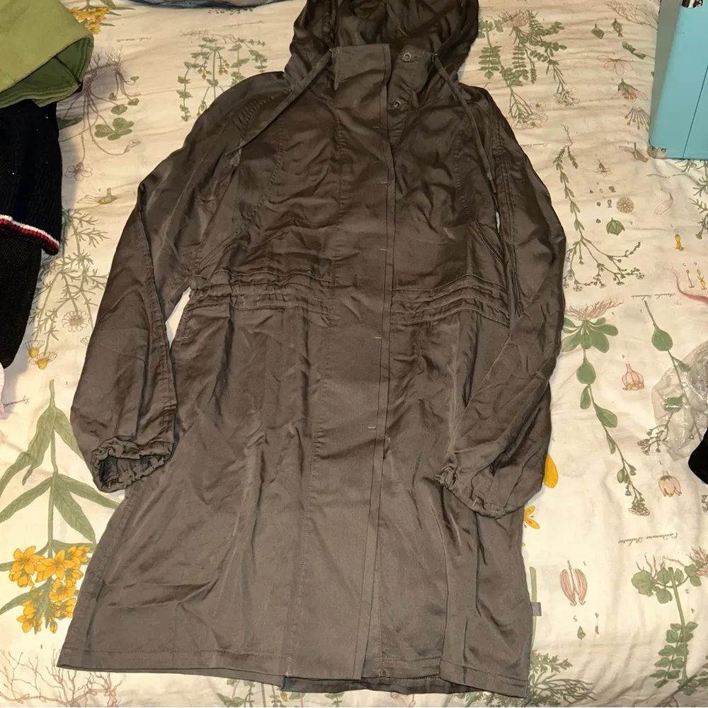 Lululemon City Stroll Jacket Grey Sage - Image 7