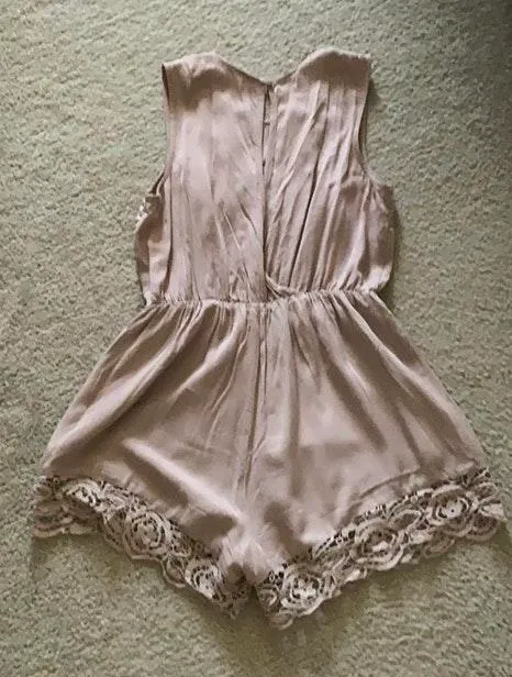 Taupe Lace Romper Tan - Image 4