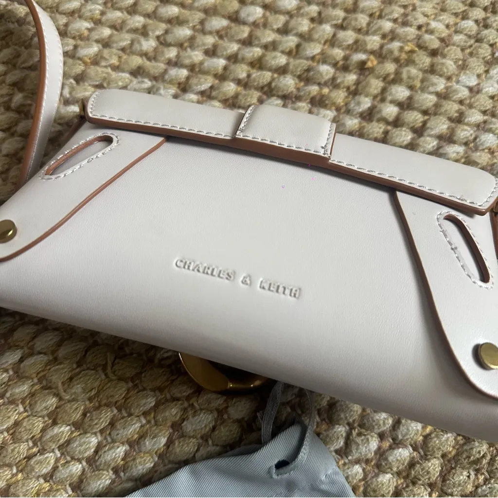 CHARLES & KEITH Gabine Crossbody Bag Pink - Image 12