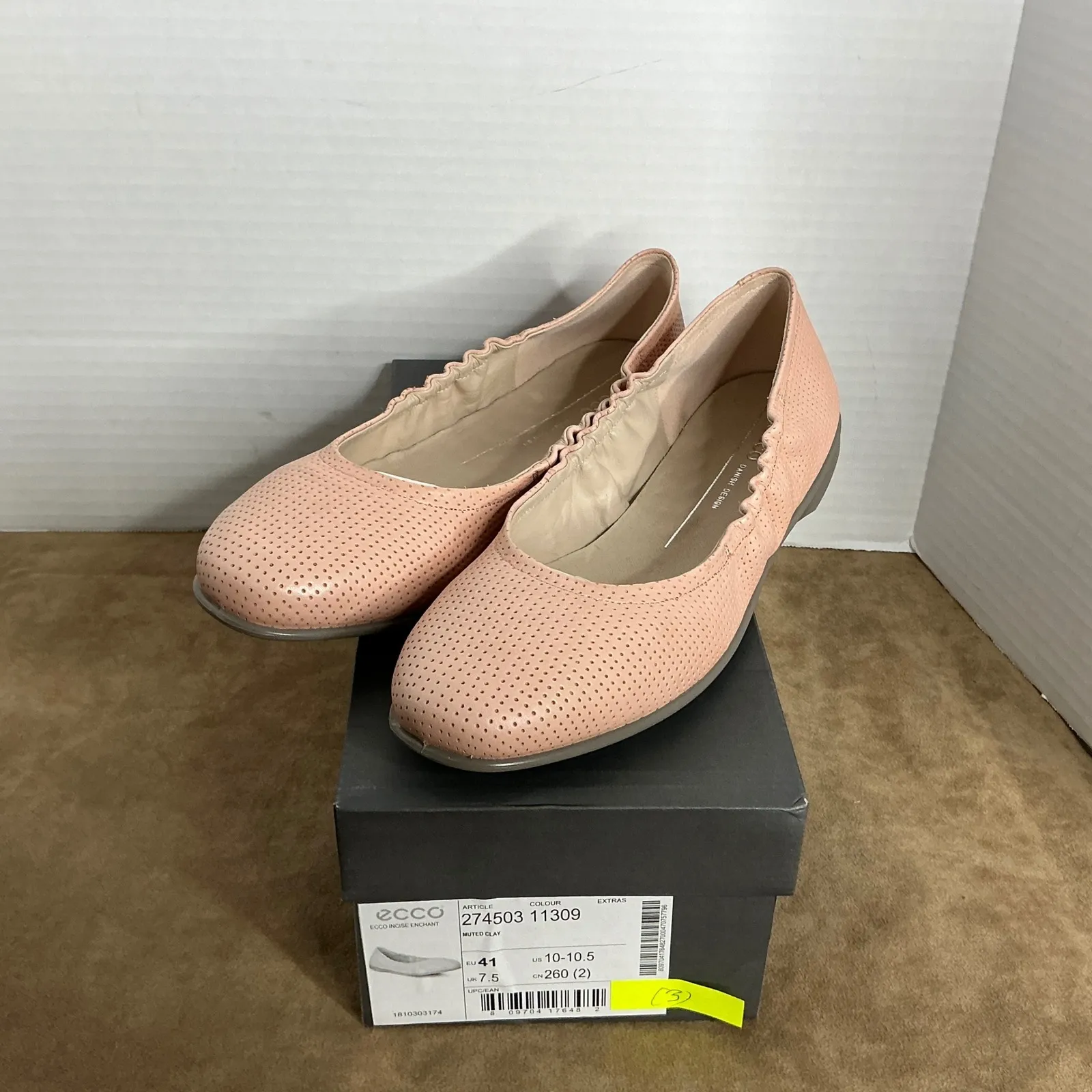 Leather‎ Perforated Comfort Shoes Women's EU 41 US 10-10.5 Round Toe New - Image 2