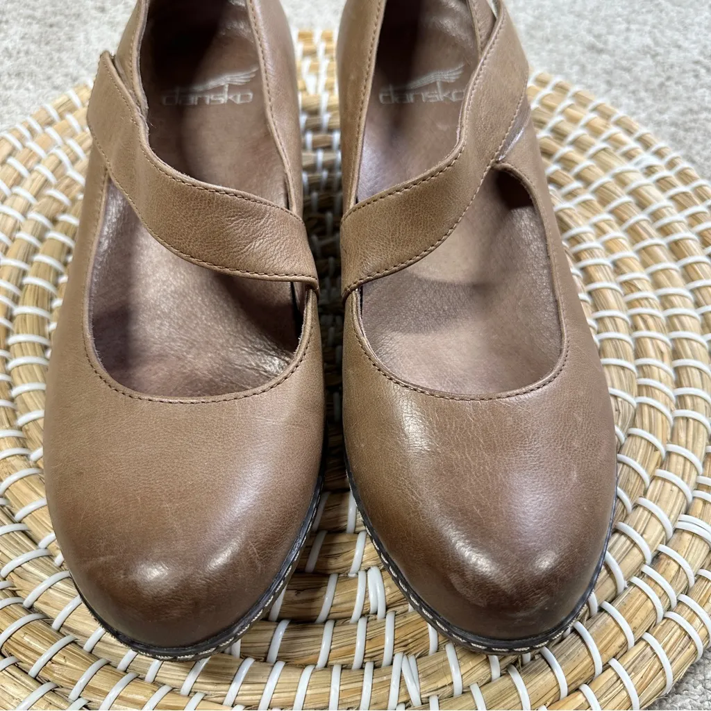 Dansko Women’s Leather Lanie Mary Jane Wedge Shoes Tan Burnished Nubuck 37/US 7 - Image 2