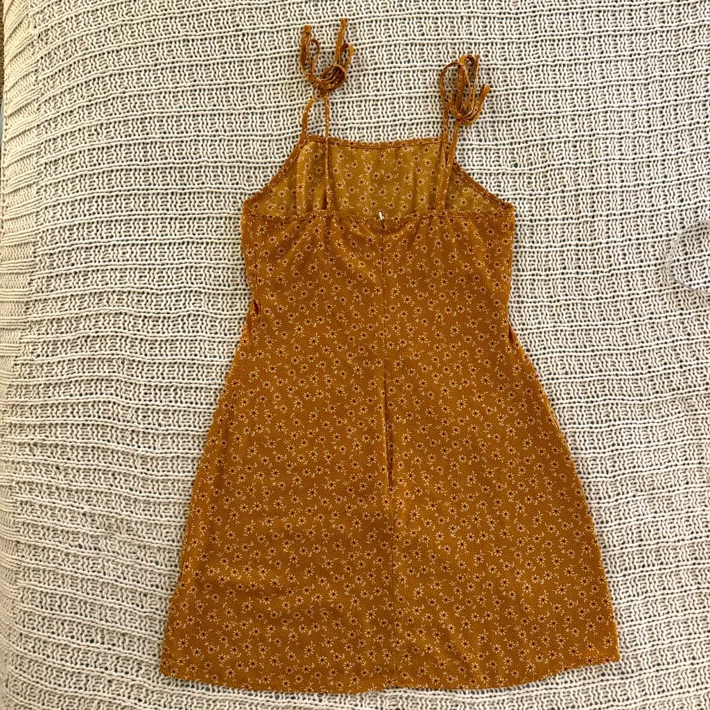 Romwe Yellow Gold Ditsy Floral Tie Strap Mini Dress Boho Size Medium - Image 2