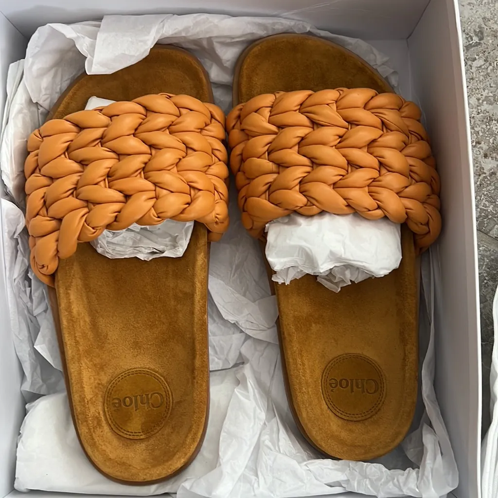 Chloé Kacey Flat Footbed Braided Leather Slides, NWT, Size 41 W Comes w/Dust Bag - Image 10