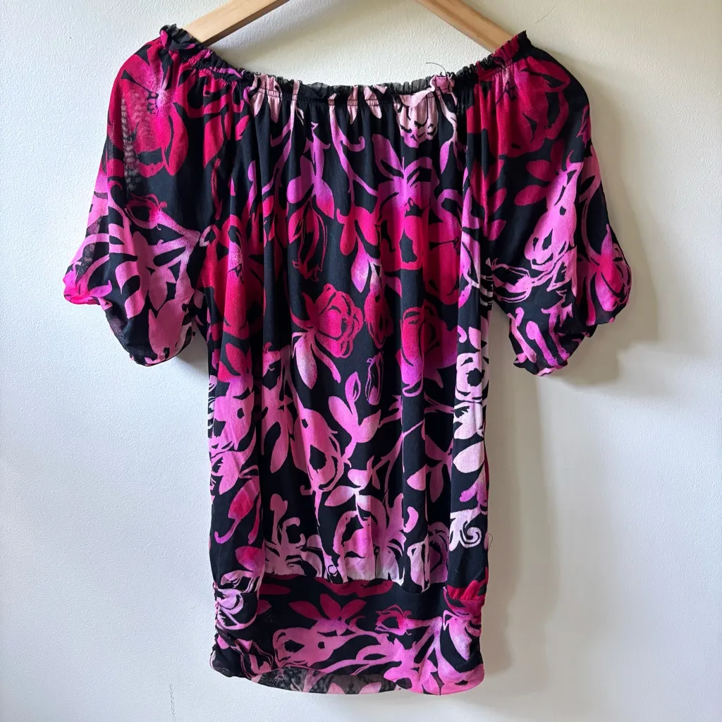 Express Pink and Black Floral Blouse - Image 5
