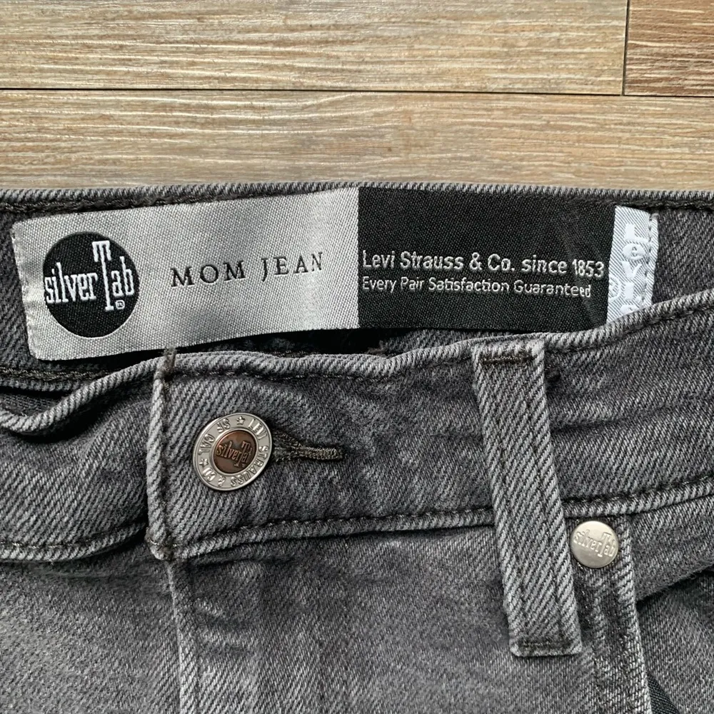 Levi Strauss & Co.  Silver Tab Black Mom Jeans 27 - Image 2