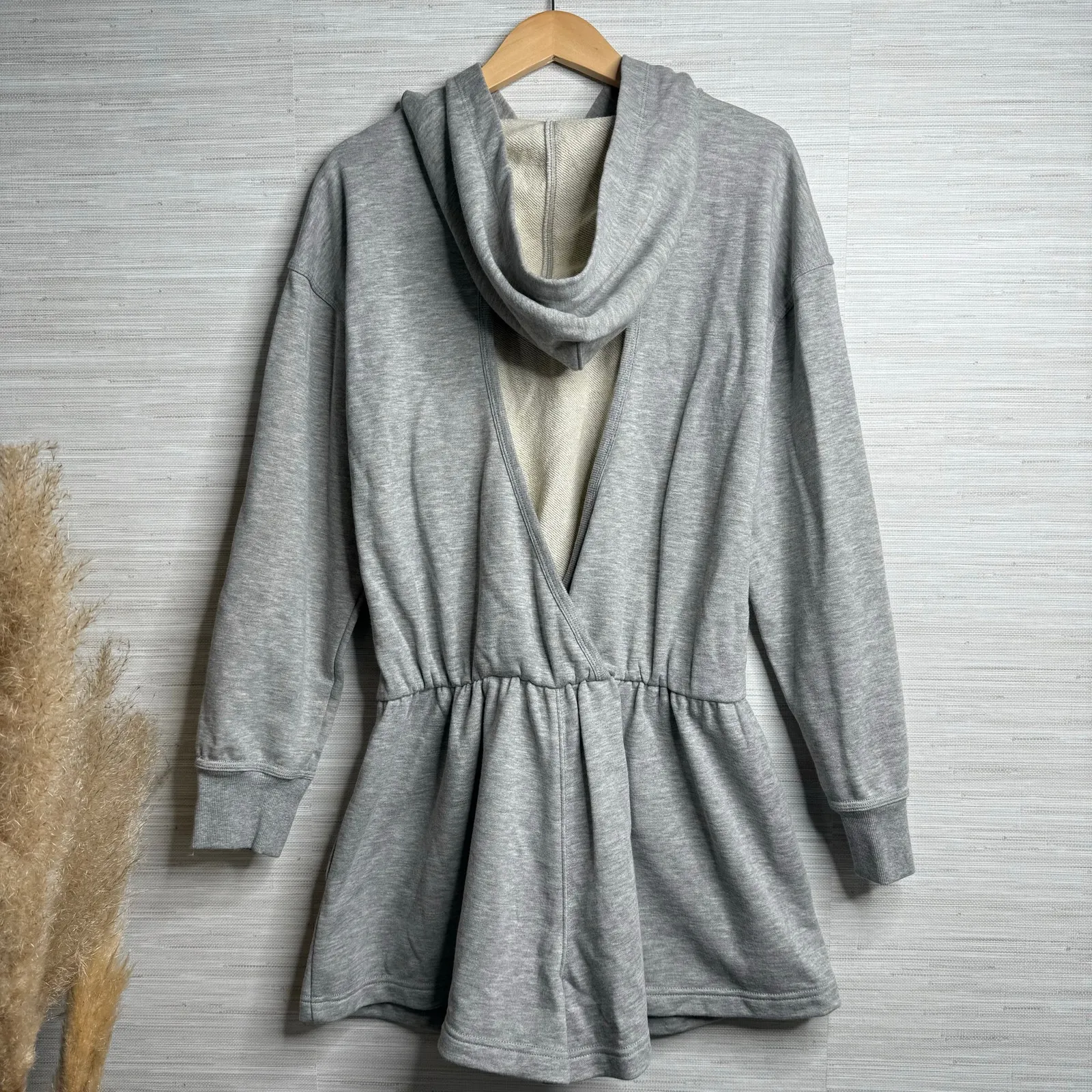 Free People romper hooded activewear cutout back onesie jumpsuit workout XS - Image 5