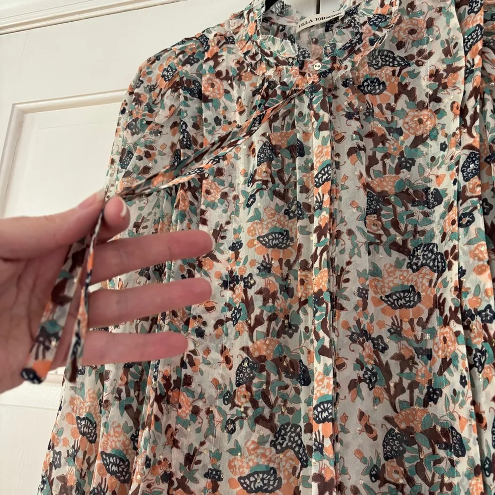 ULLA JOHNSON Edith Blouse Gardenia Floral Metallic Silk Button Front Bow Size 6 - Image 5