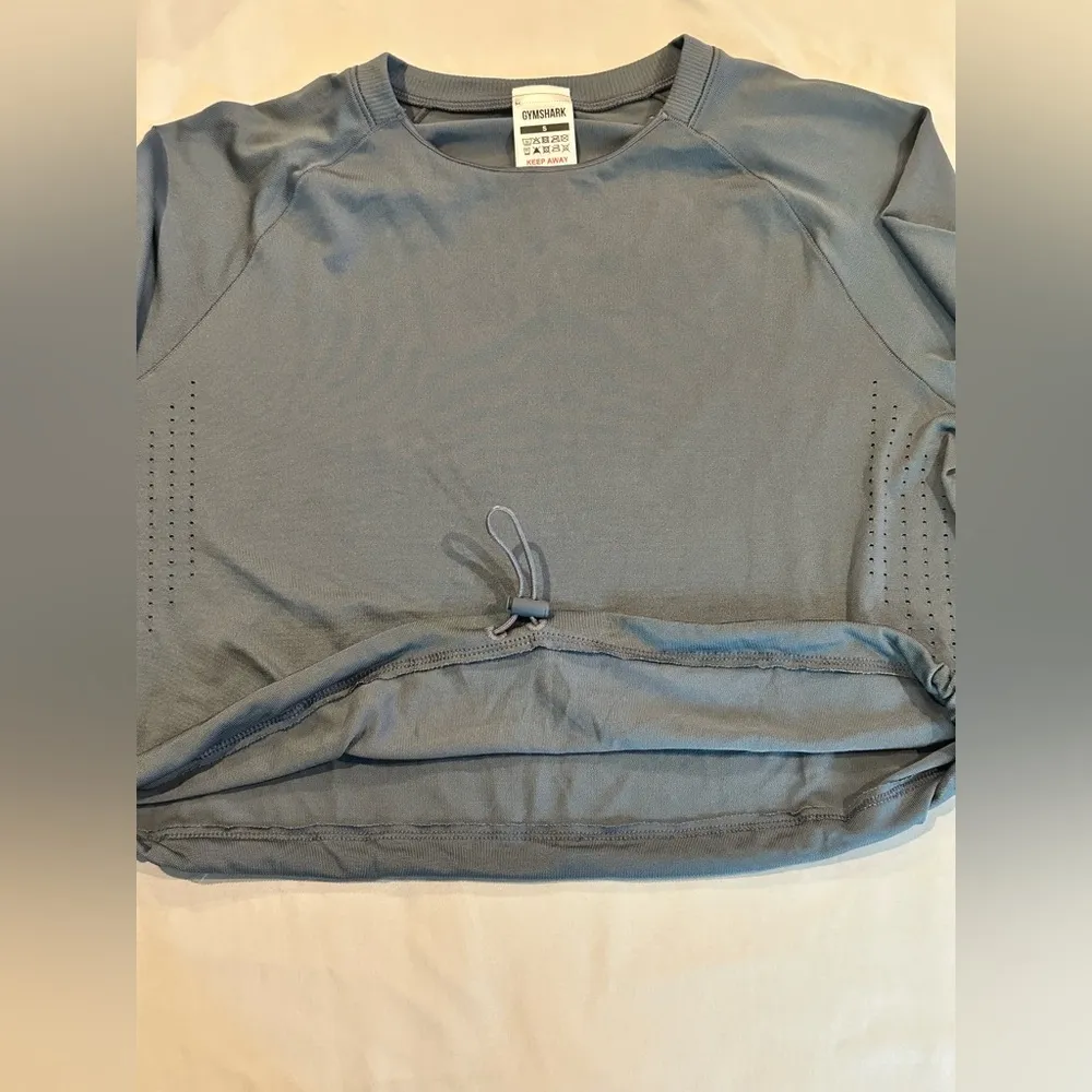 Gymshark Sweat Seamless Long Sleeve Crop Top- Gray - Image 9