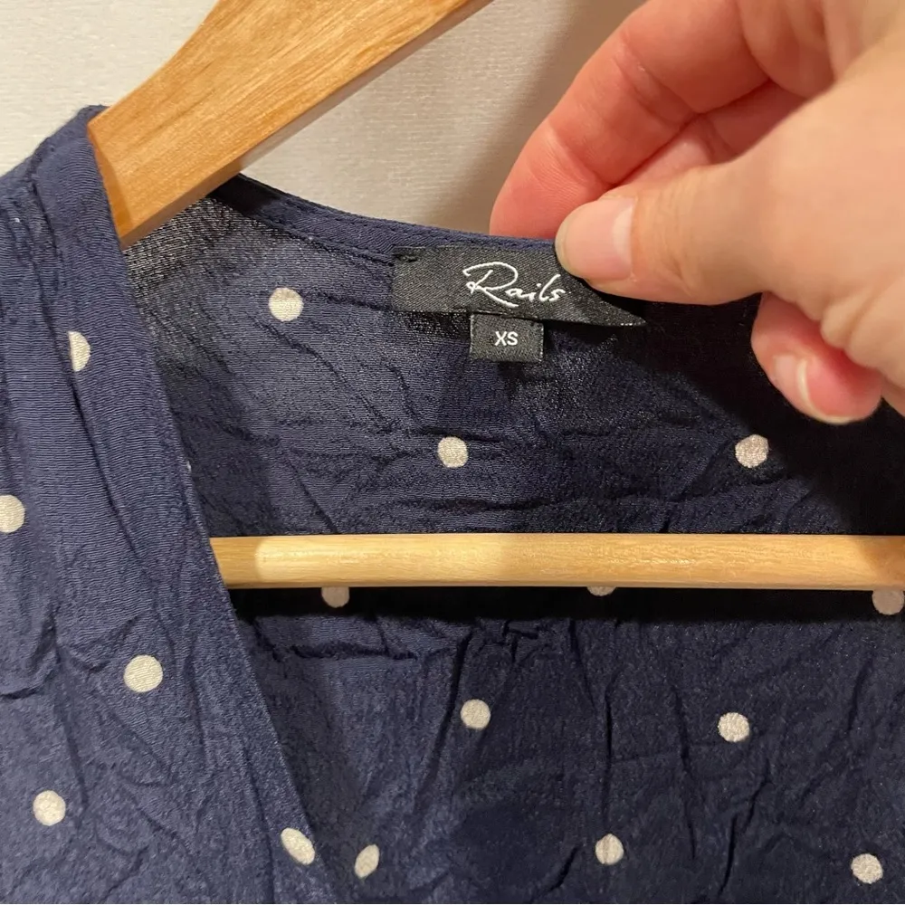 Adorable Rails navy white polka dot mini wrap dress ruffle trim XS - Image 7