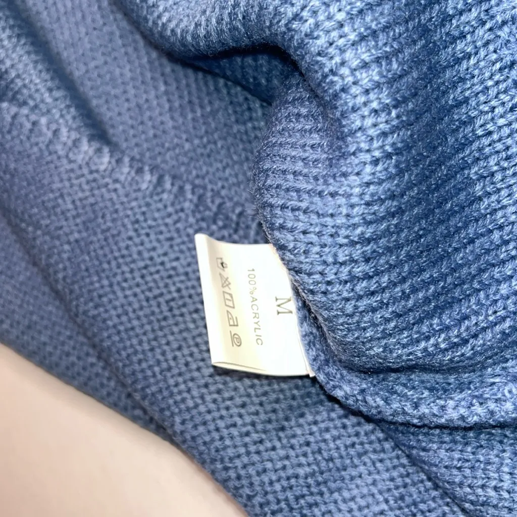 Viral TikTok NEW Sleeveless Sweater Vest, Chic Casual Fashion Round Neck Knit Blue Size M - Image 3