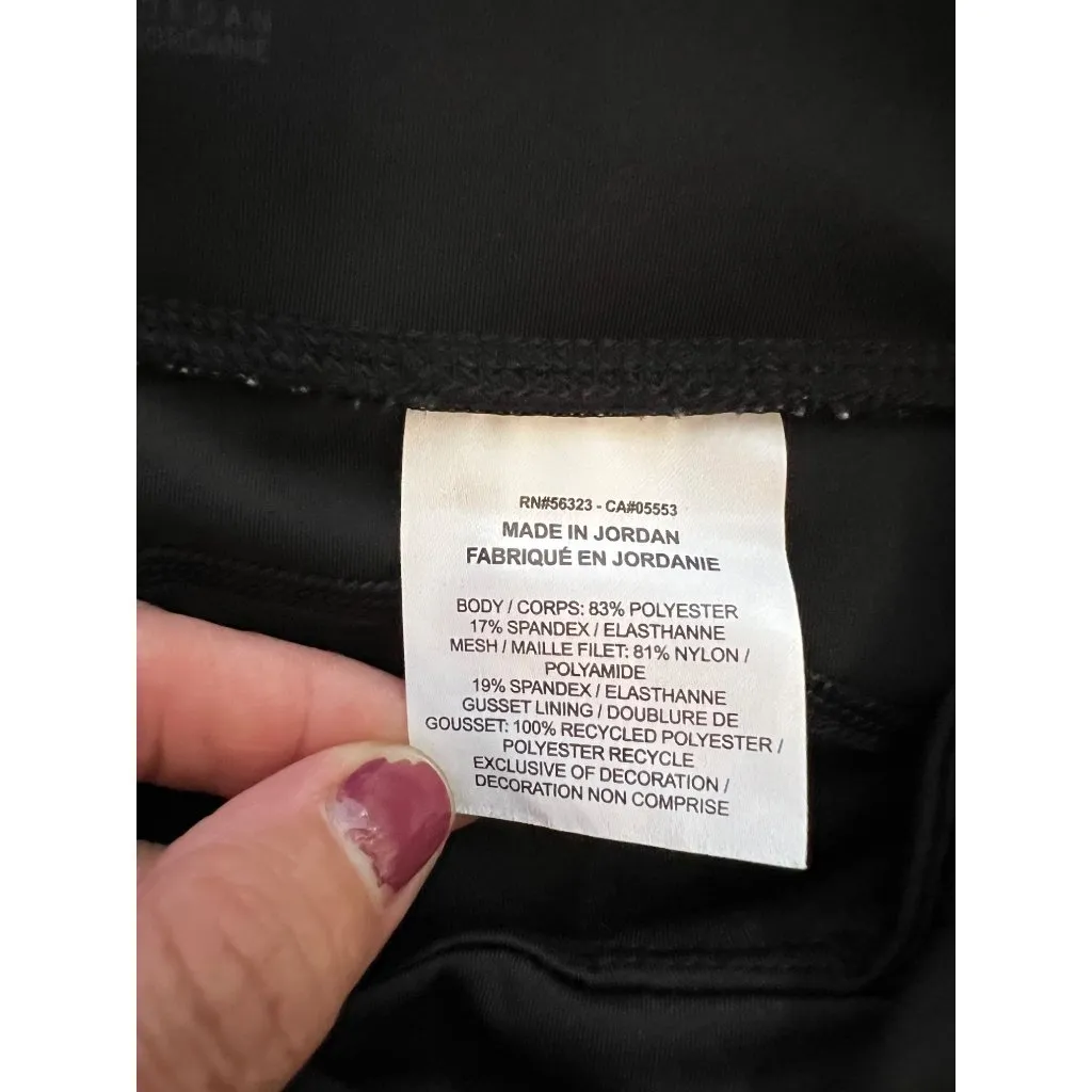 Nike Black High-Waisted Womens Leggings With Pockets & Zipper Back Pocket - Image 8