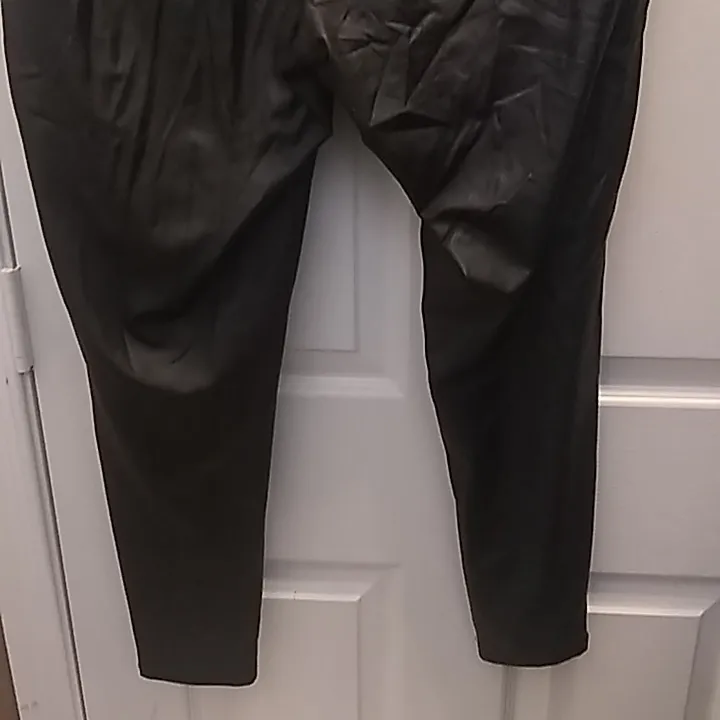 FINAL MARKDOWN Torrid pleather leggings 3x - Image 8
