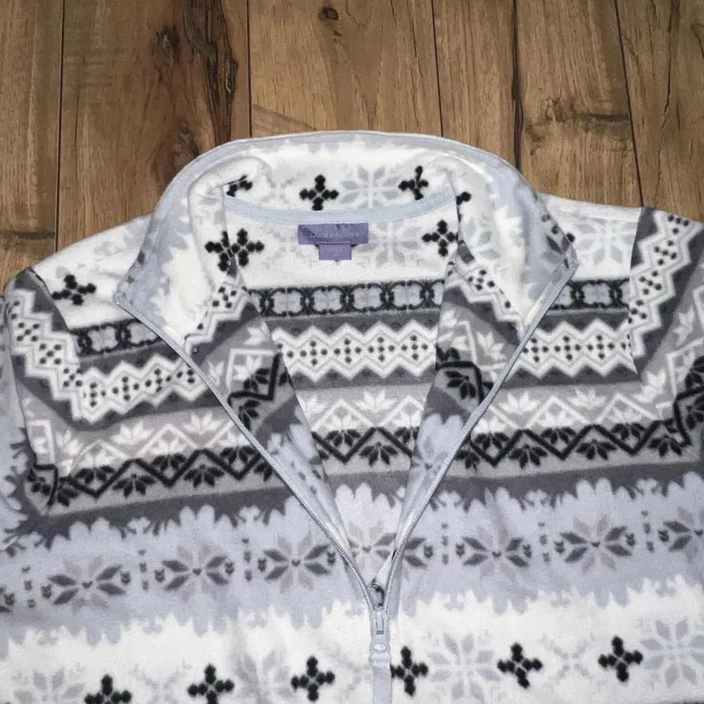 White fleece jacket - Image 3