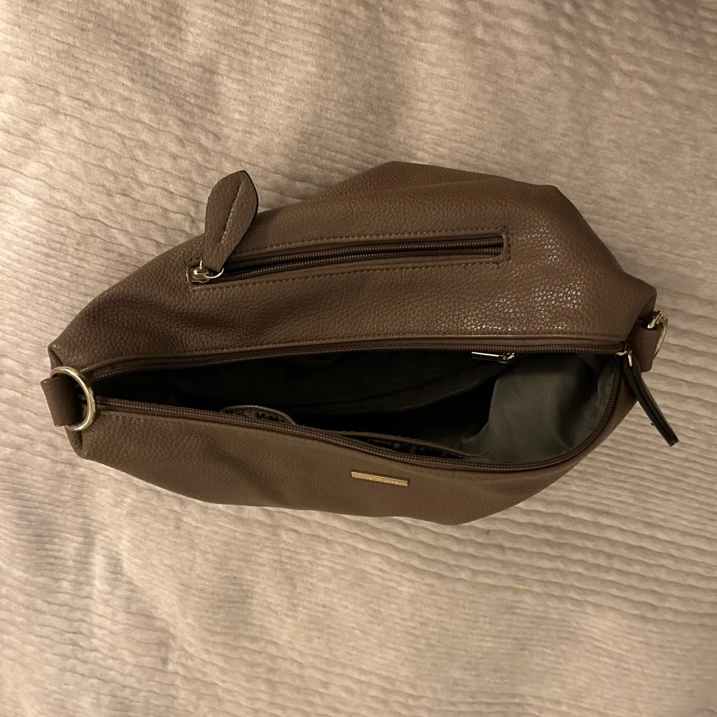 Remi Reid Departure Tote Security Pouch Insert‎ Brown - Image 7