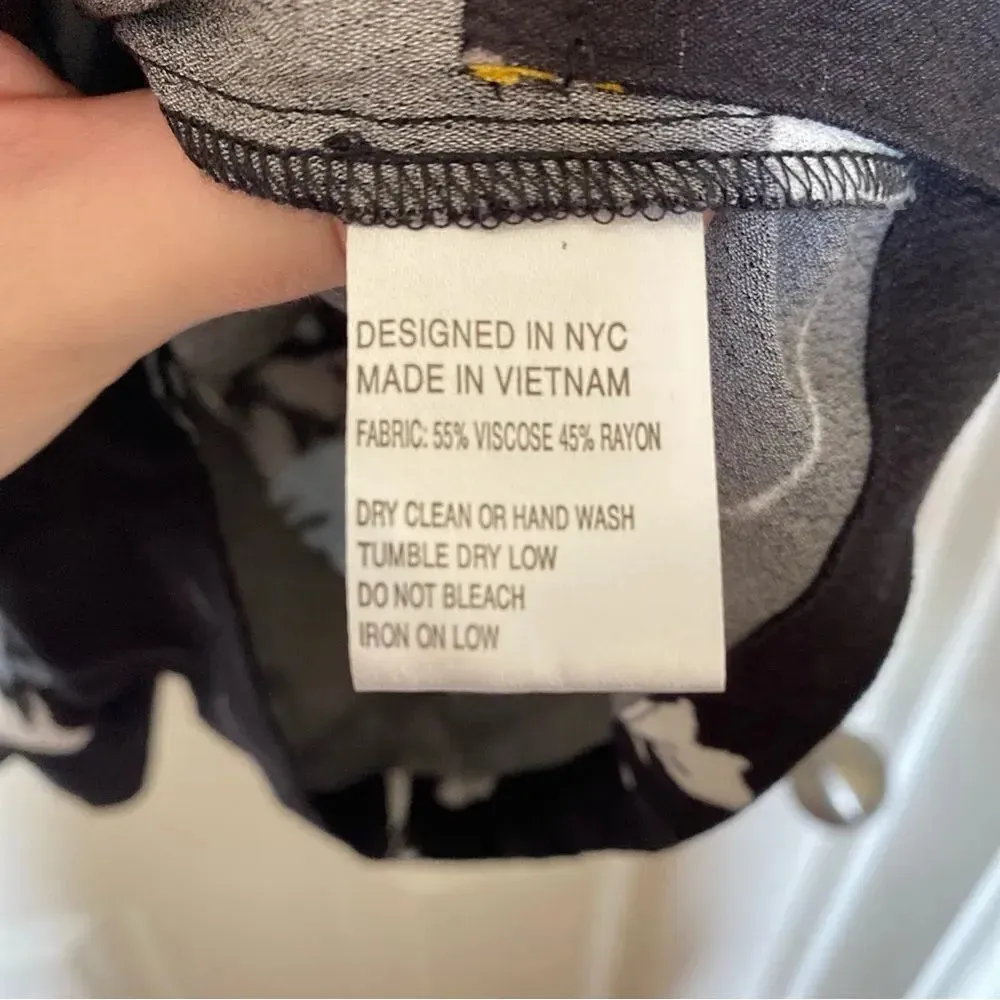 YUMI KIM Love Triangle Liz Romper Floral Faux Wrap V Neck Black Size Extra Small - Image 7