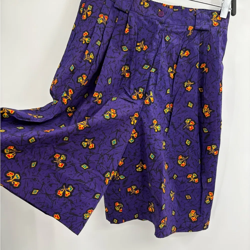 Women’s Vintage 80s Retro Y2K High Waist Floral Pattern Purple Short Size 4(27) - Image 4