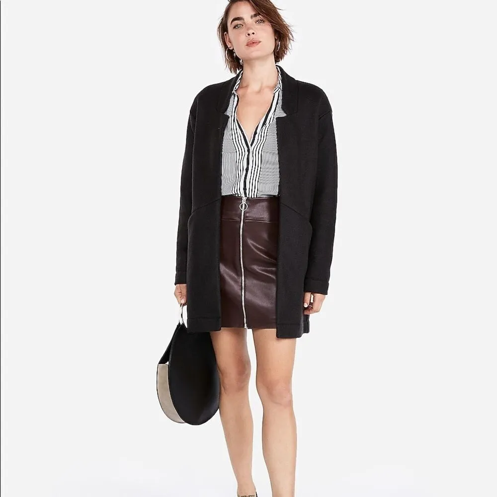 EXPRESS ✨2xHP✨Vegan Leather O-Ring Zip Front Mini Skirt✨ - Image 3