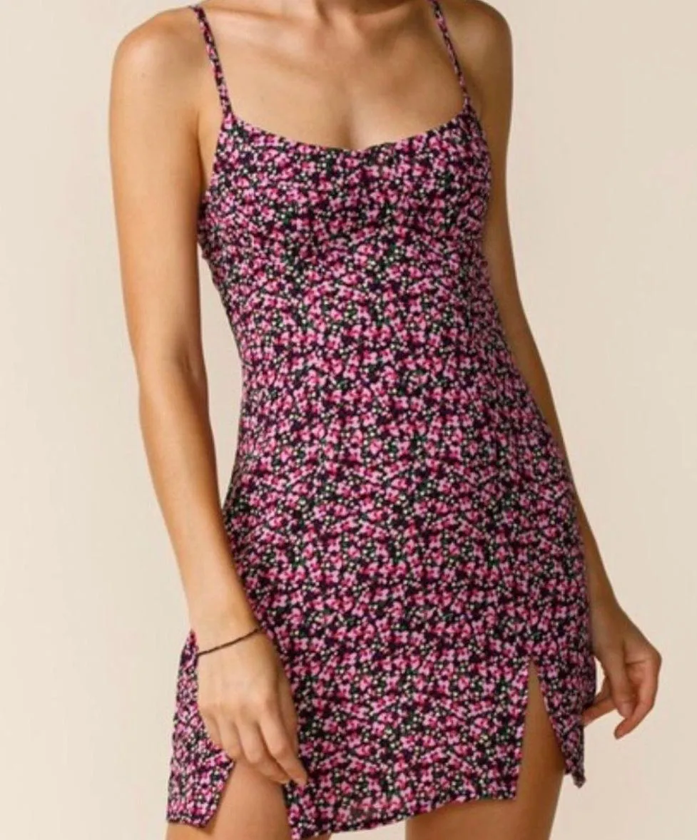 Boutique Sky To Moon Floral Mini Dress Multi - $60 (11% Off Retail) - From  Patrice