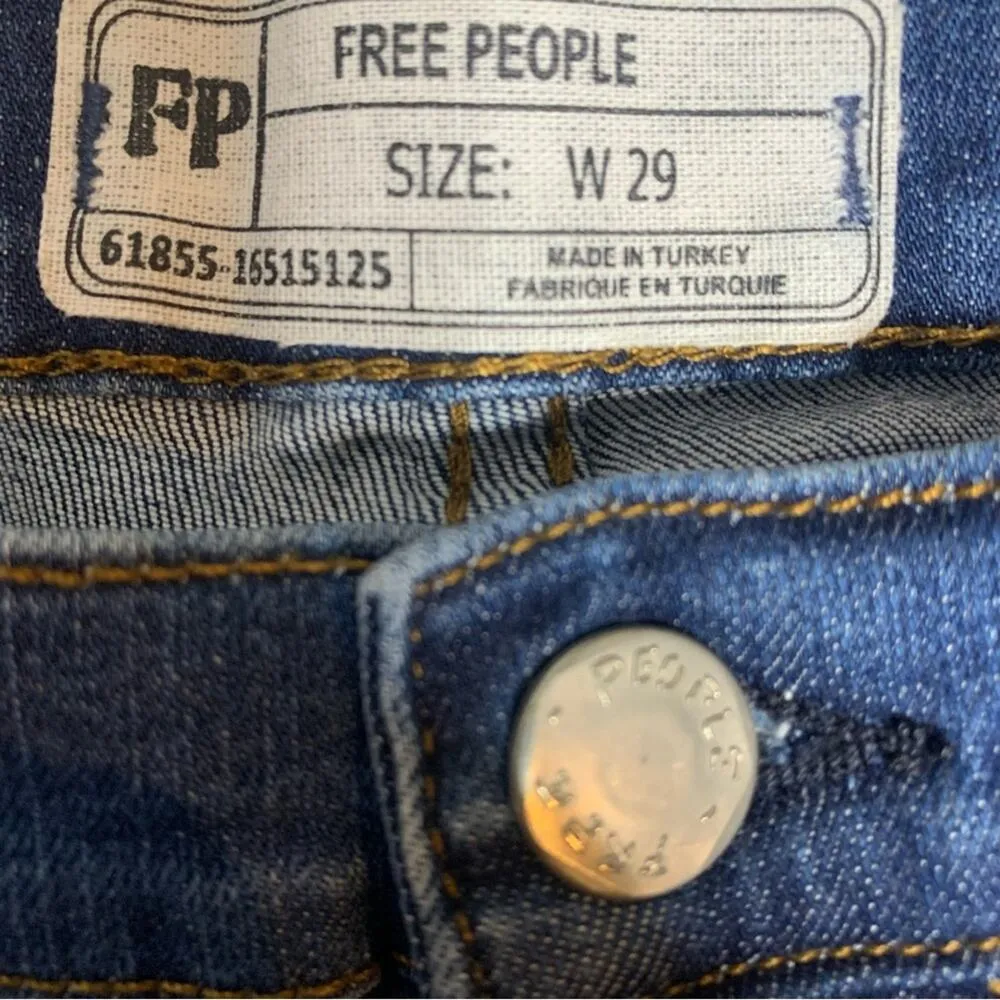 Free People‎ distressed high rise exposed button fly Reagan skinny jeans size 29 - Image 10
