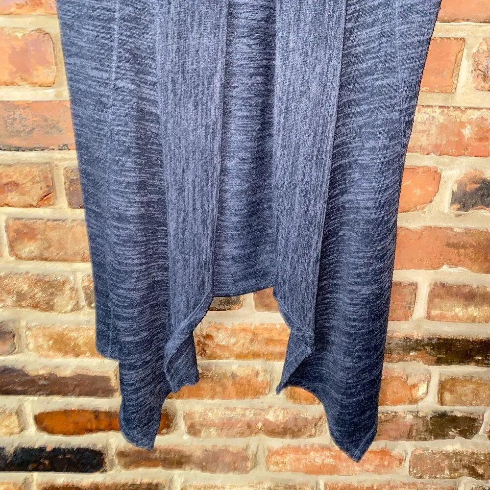 90 Degree by Reflex Charcoal Gray Sleeveless Vest Sweater Women's Size Small - Image 3