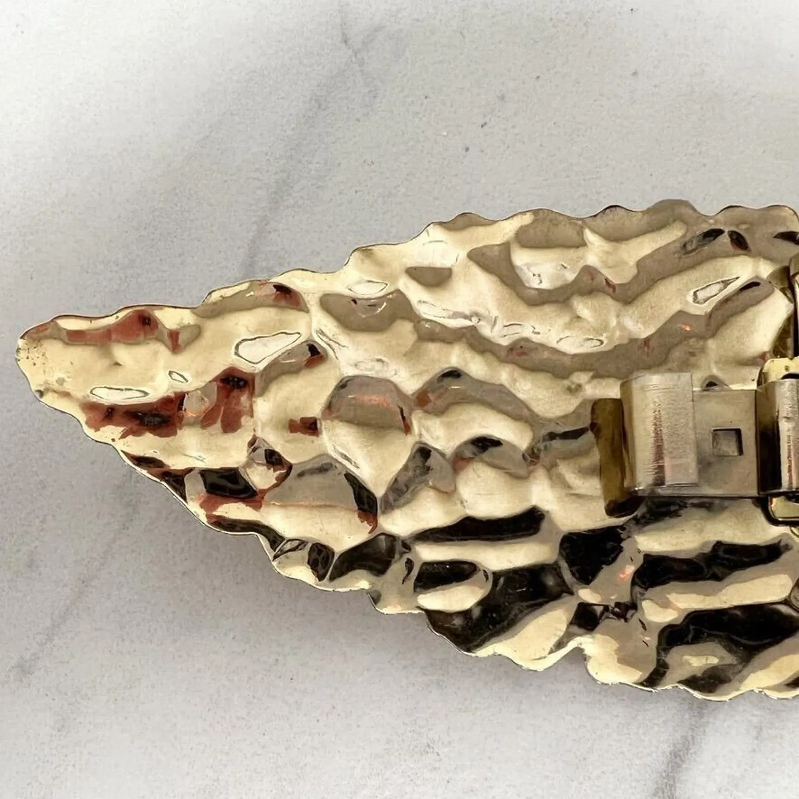 Neo Vintage Gold Tone Hammered Metal Belt Buckle Leaf Design Statement ✨ - Image 10