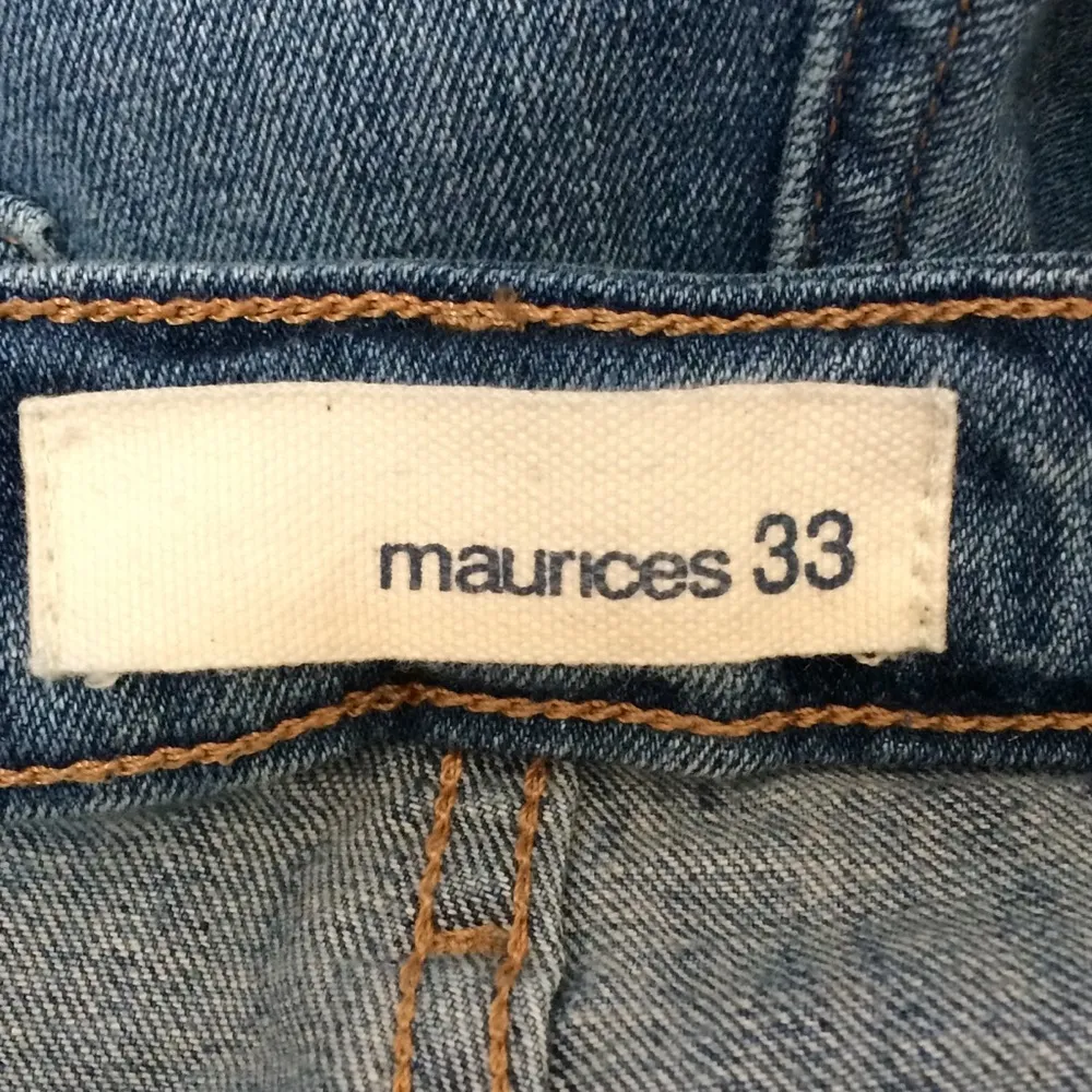 Maurices Button Fly Distressed Denim Jeans - 33R - Image 5