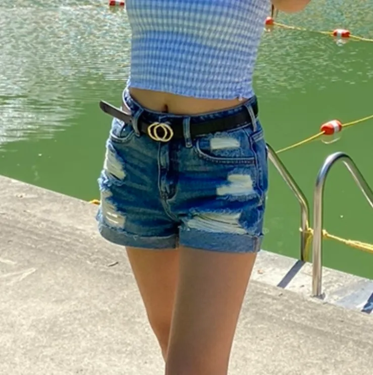 Ripped Mom Denim Shorts - Image 5