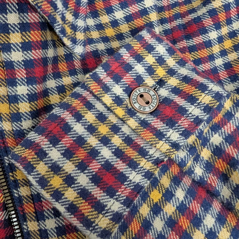 New Old Stock Ladies' Flannel Plaid Shirt Jacket XL - Image 3