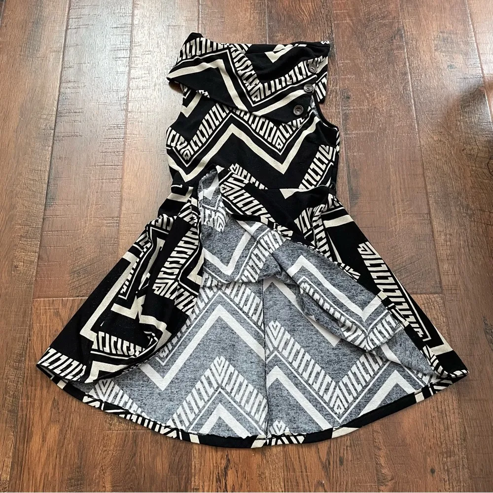 PAPAYA sleeveless, cowl neck dress, size L - Image 6