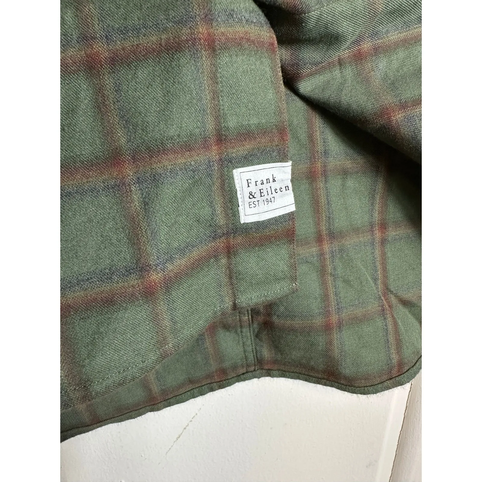 Frank & Eileen Finbar Plaid Flannel Shirt Size Small Green Relaxed Button Down - Image 6