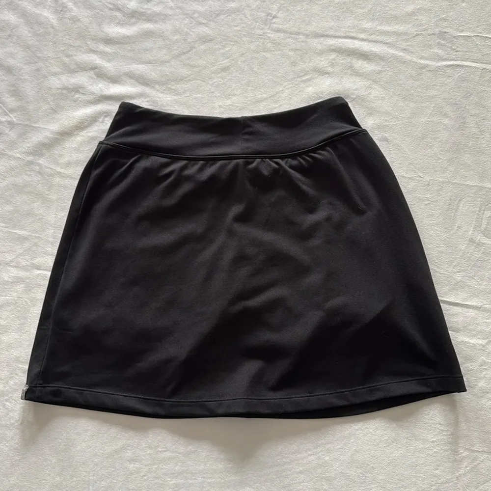 Black title nine 9 skort preppy tennis pickleball athleisure hiking gym workout - Image 5