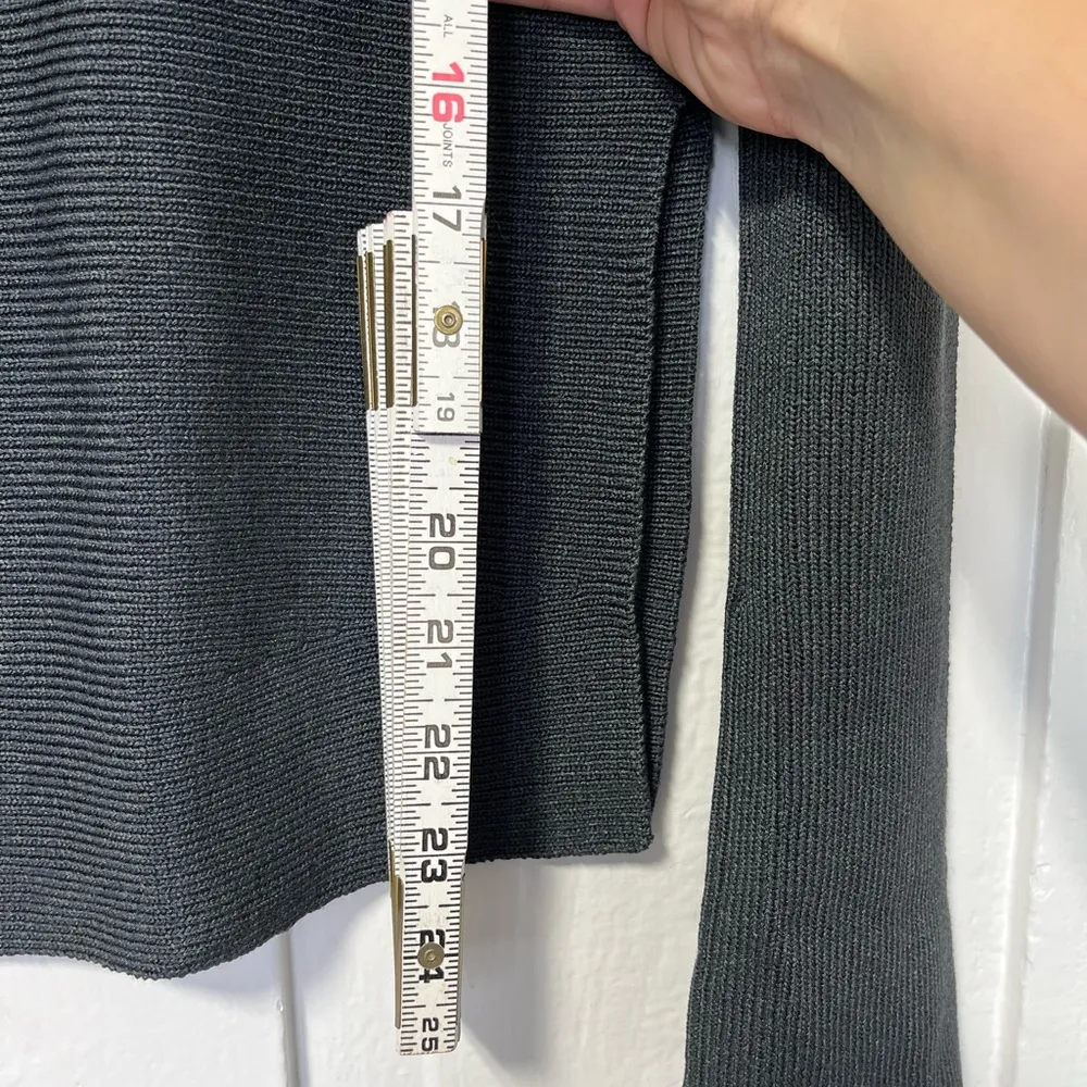 Theyskens’ Theory Silk Rib Knit Ripped Shredded Sleeve Sweater size small Gray - Image 8