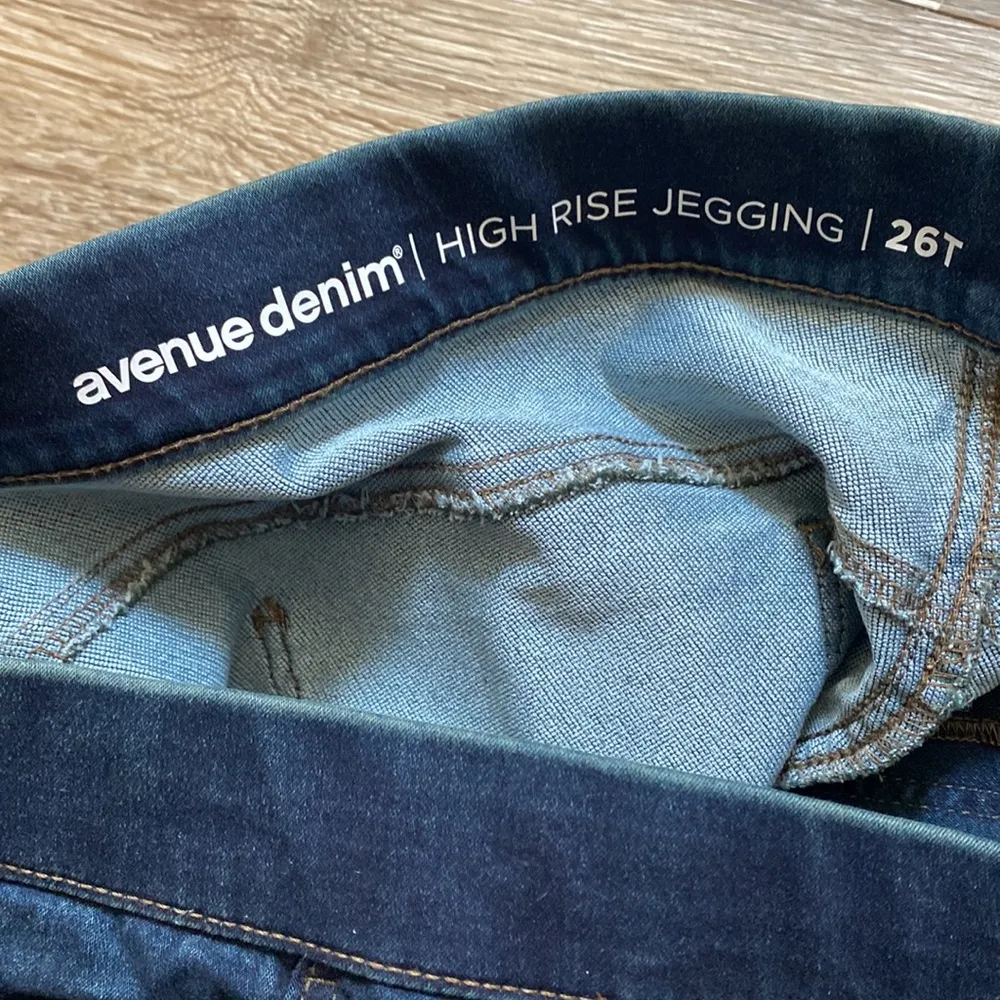 NEW Avenue Denim High Rise Jegging Pull On Jeans 26T Knit Denim Super Soft Blue Size undefined - Image 8