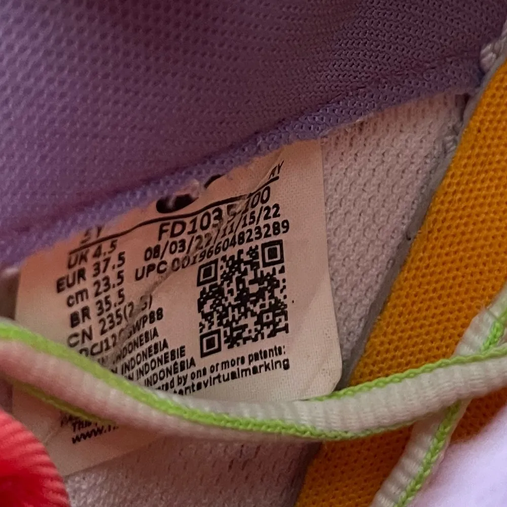 Nike Air Force 1 LV8 1 - Image 4