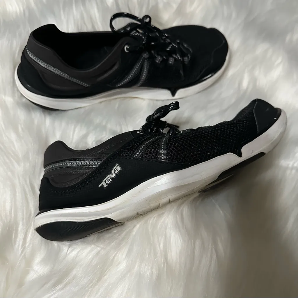 Teva Black and White Athletic Shoes - Image 9