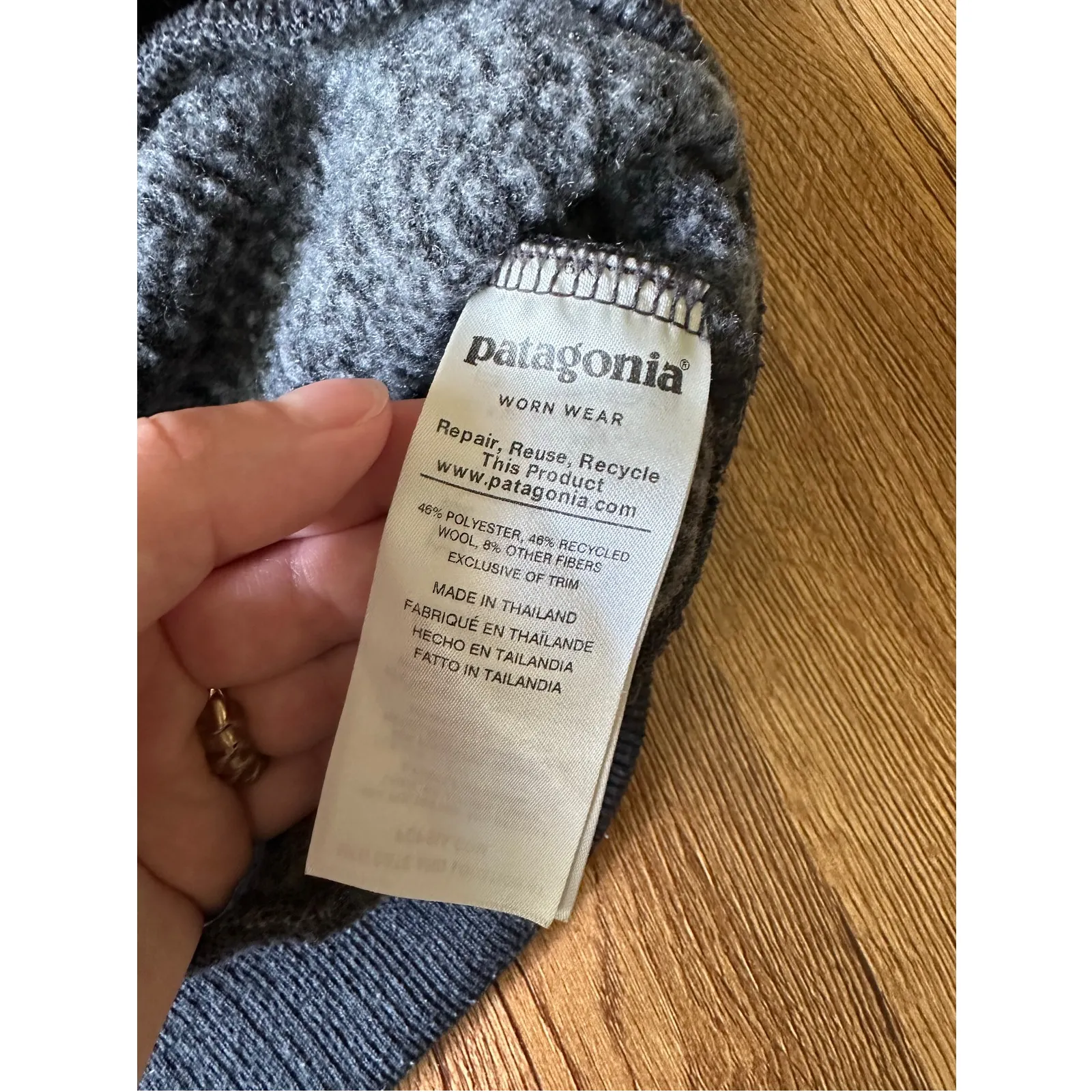 Patagonia Woolyester Fleece Pullover Size Small - Image 4