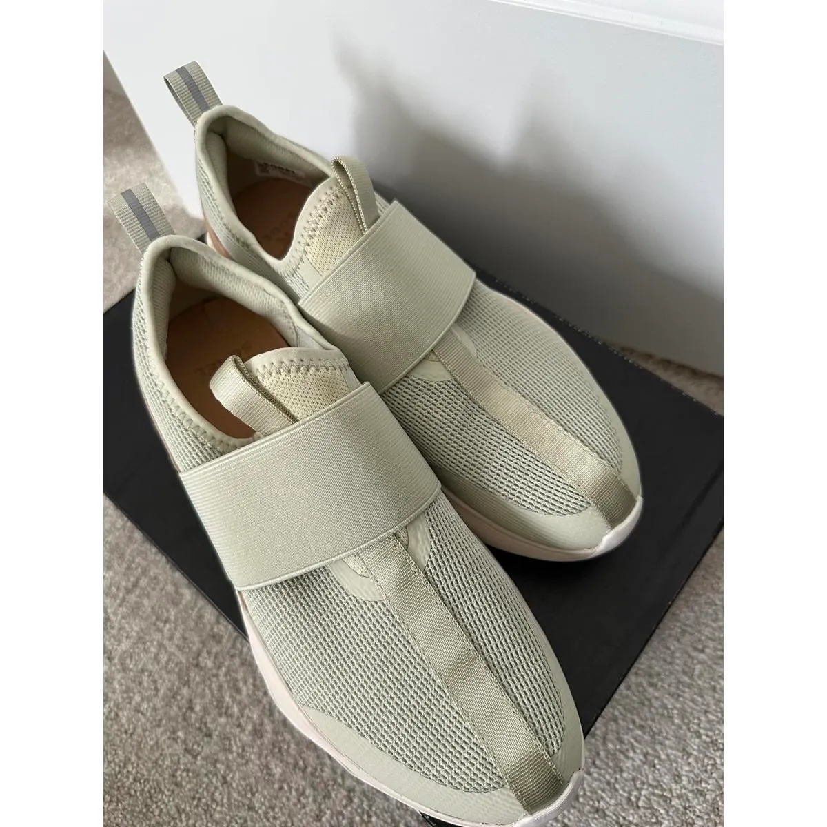 Sorel KINETIC Impact II Strap Women's Sneaker Size 8.5 Light Aloe/Chalk 2039951 - Image 5