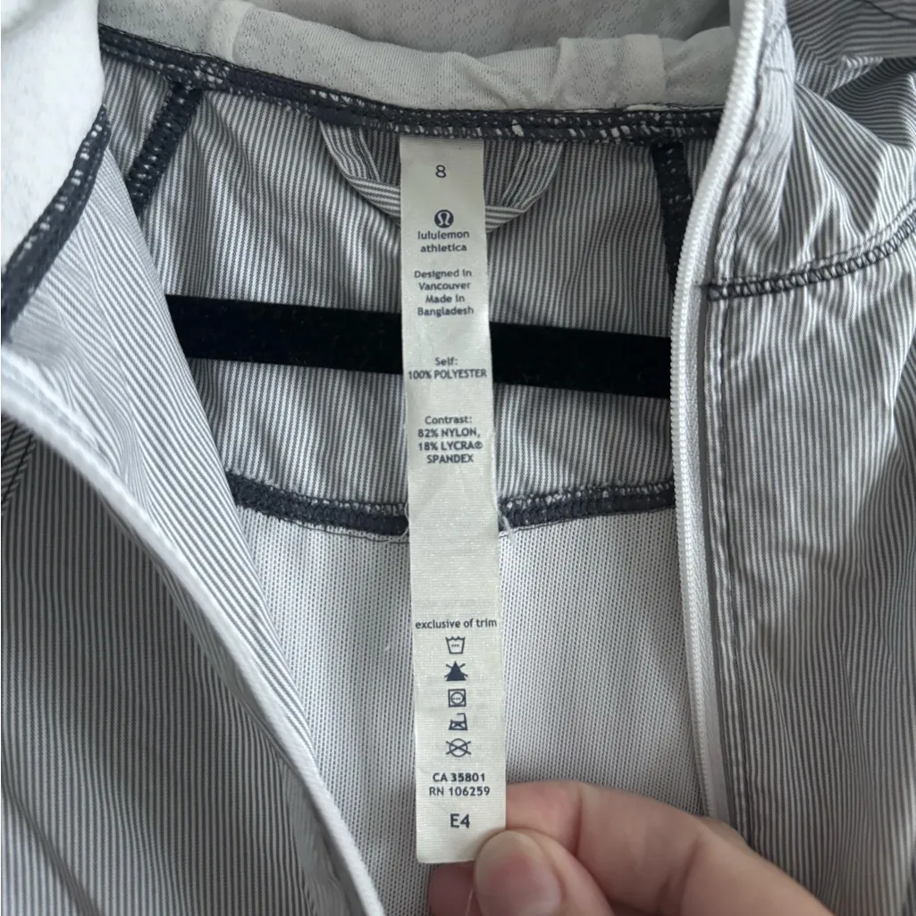 Lululemon Willpower Pullover Jacket 8 Grey White Striped - Image 5
