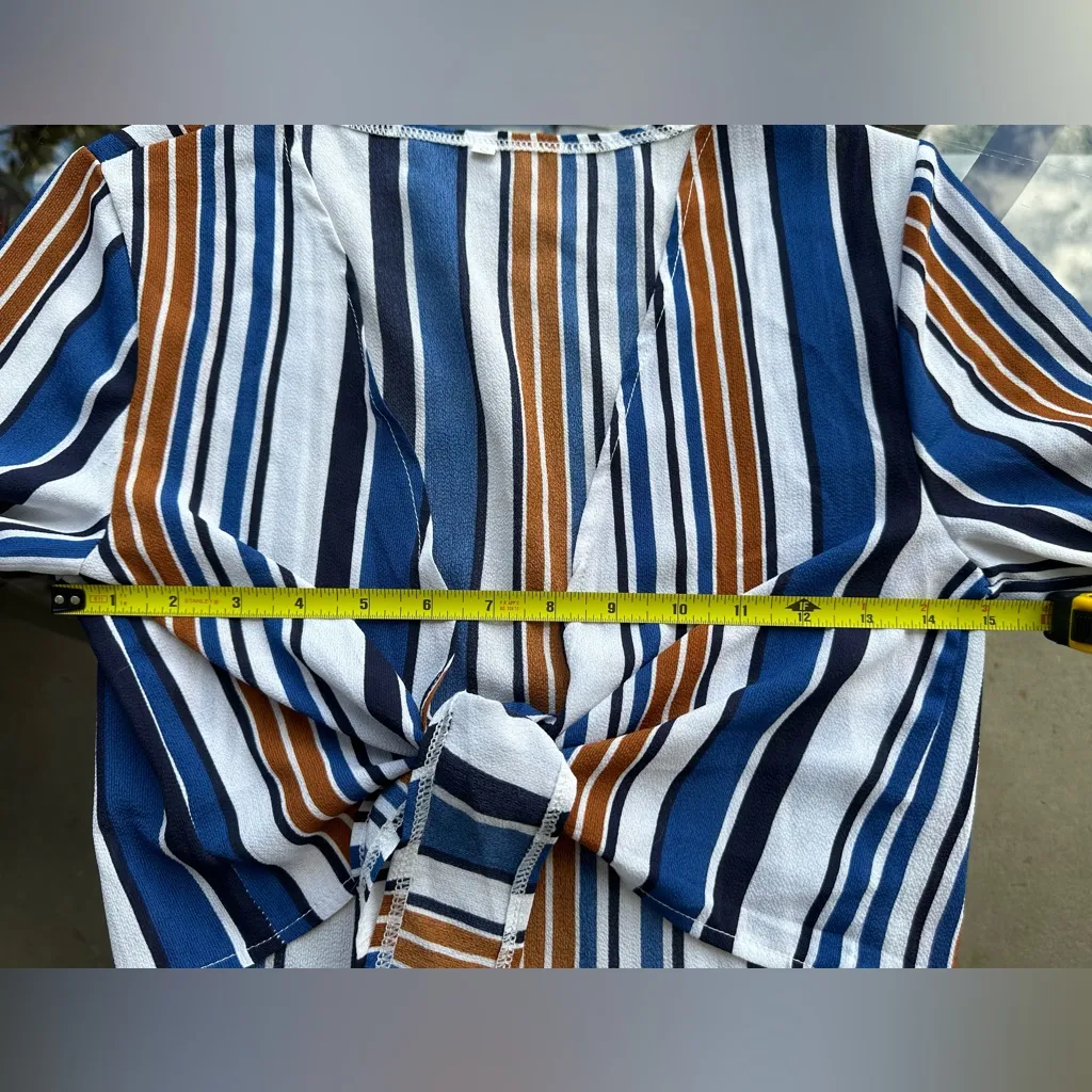 Shein Boho Deep V-Neckline Knot Front Striped Bishop Sleeve Crop Top Size Small - Image 8