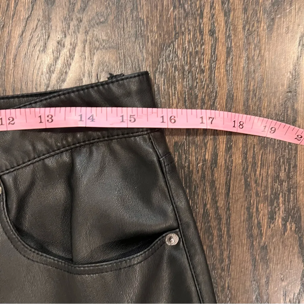 Zara Black Cropped Pants - Image 3