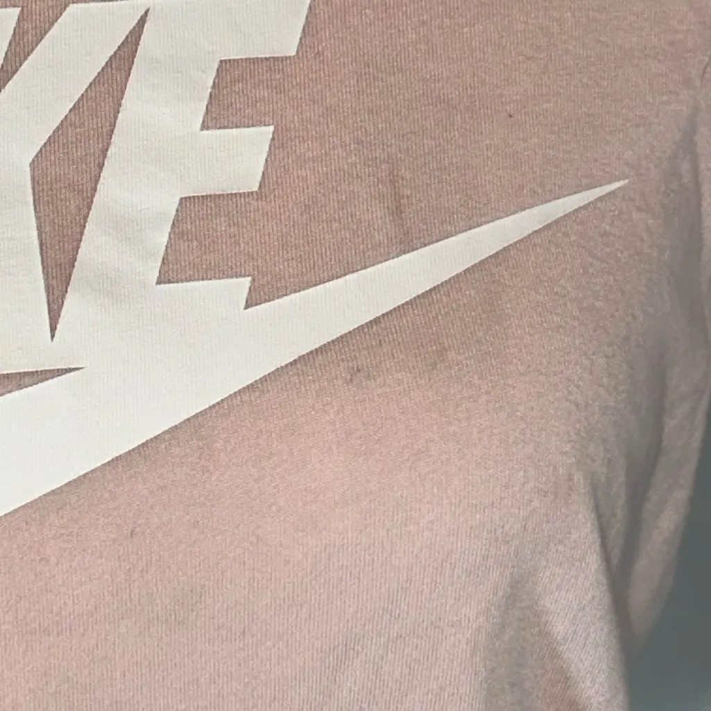 NIKE • Light Pink Logo Tee Raw Hem Women’s Size Small - Image 2