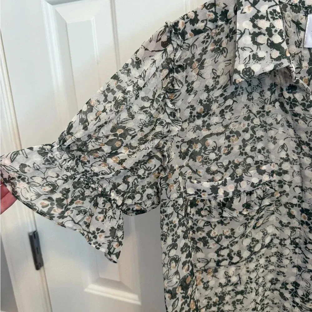 MISA Los Angeles Floral Print Short Sleeve Button-Up Top size S - Image 4